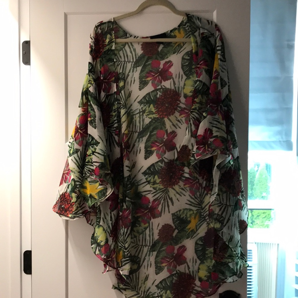 Floral print cape